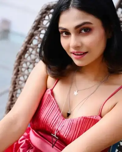 Call Girls Service in Dukli